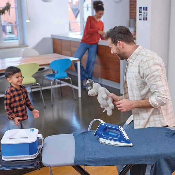 Braun 6 5 Bar Carestyle Compact Pro Steam Iron Blue