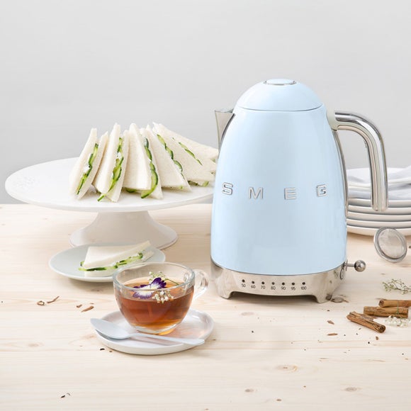 SMEG Retro Temperature Controlled Electric Kettle, product image 8