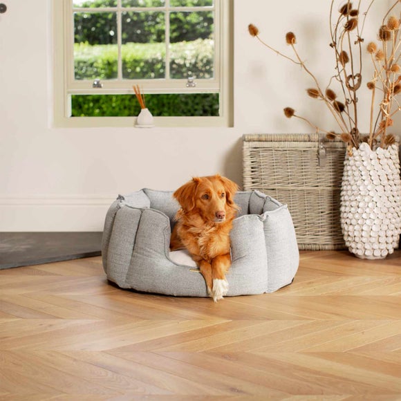 Lords and Labradors Inchmurrin High Wall Dog Bed, product image 1